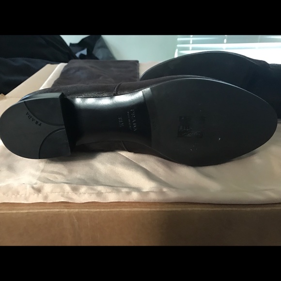 Prada leather/suede knee boots - Picture 2 of 5